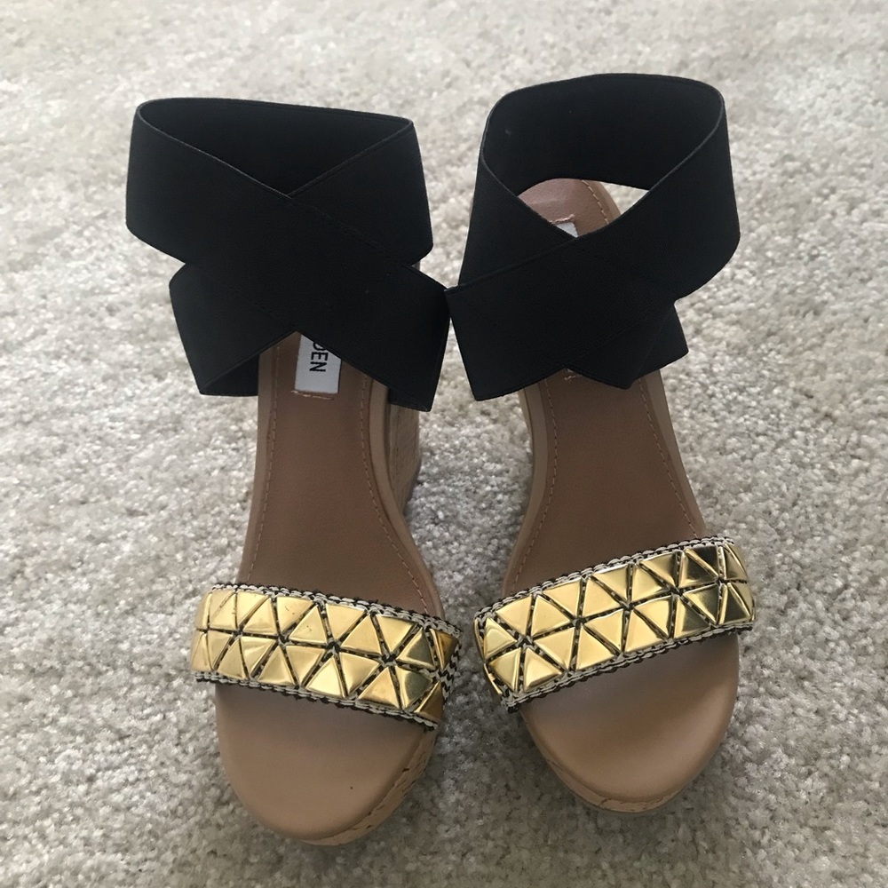 Steve Madden Wedges